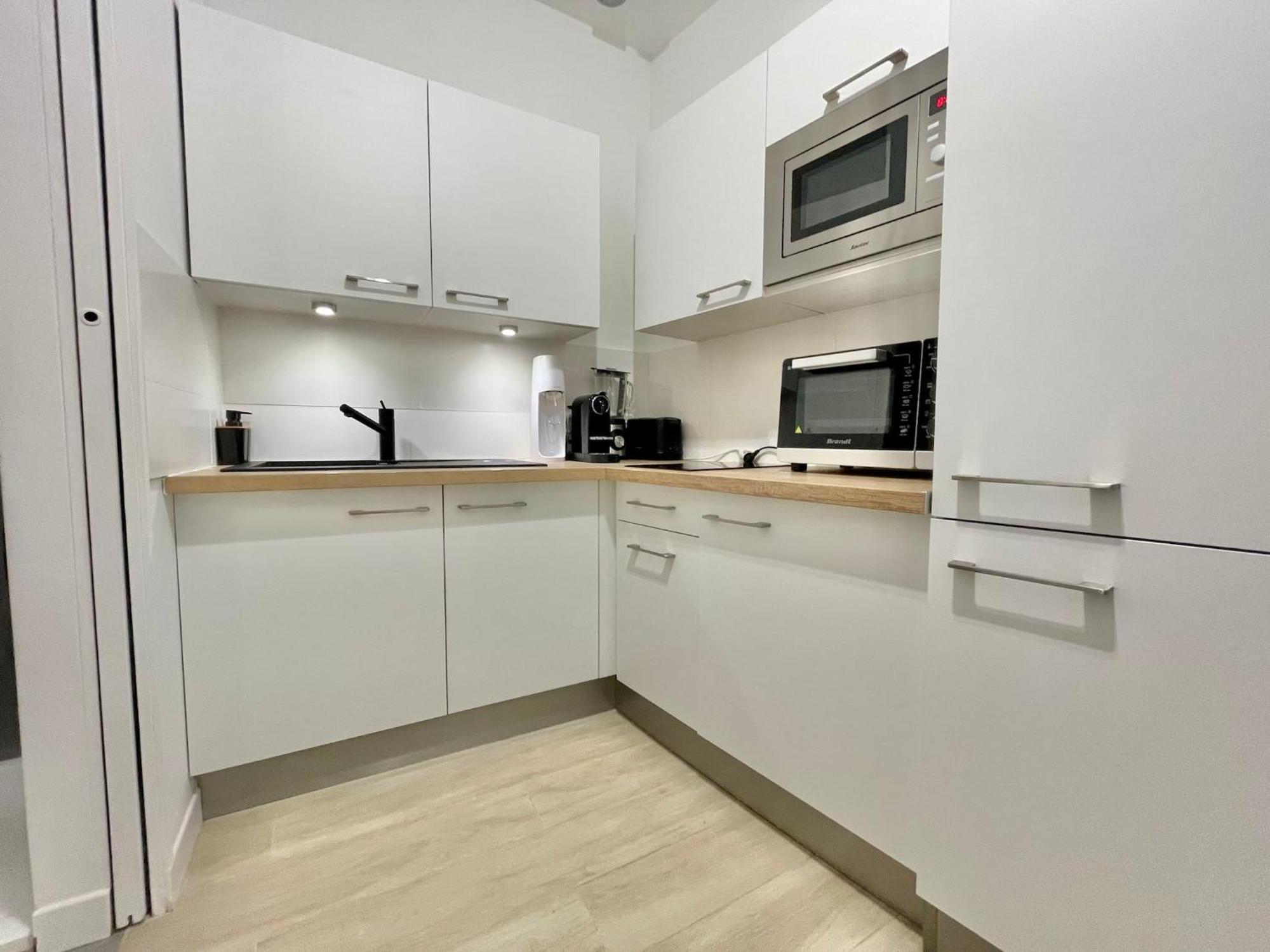 "Charmant Studio Moderne" Centre, Proche Plage Ментона Экстерьер фото